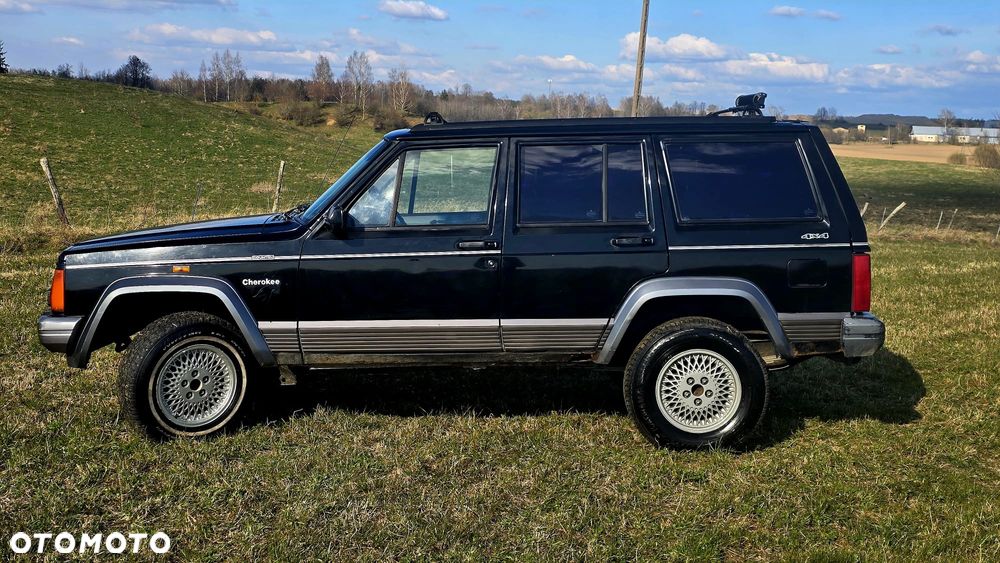 Jeep Cherokee 2.5 TD - 4
