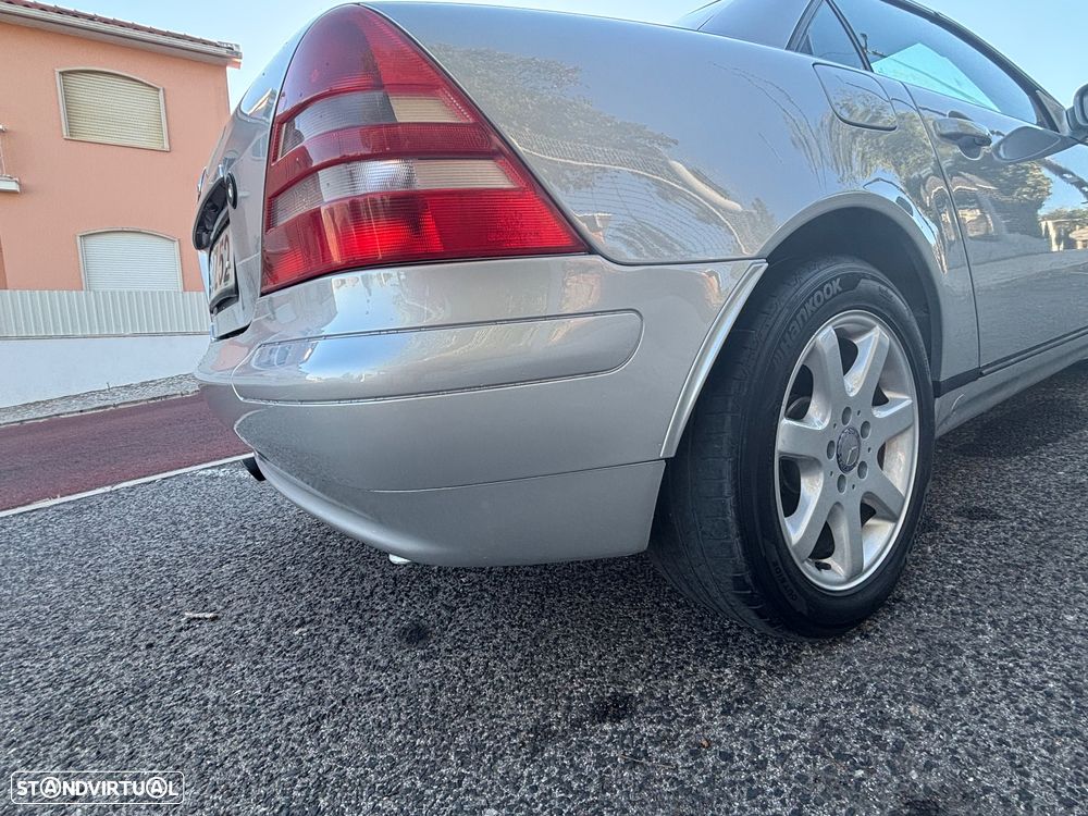 Mercedes-Benz SLK 200 Standard - 4