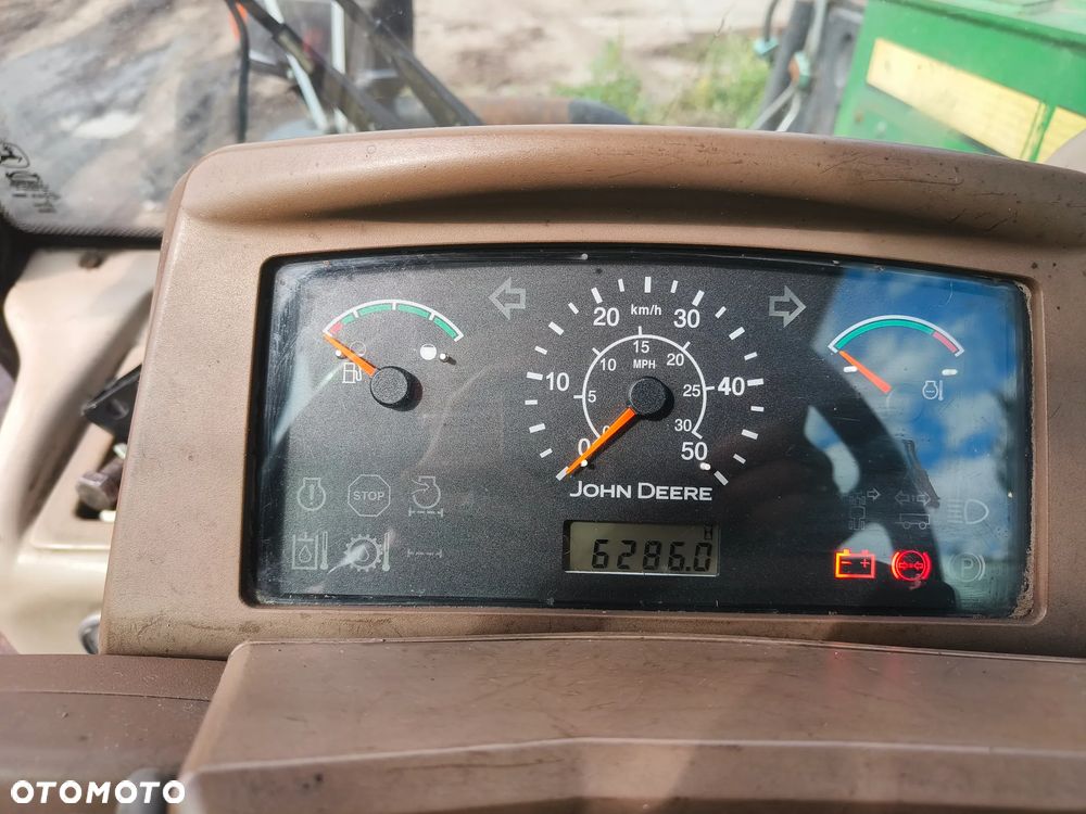 John Deere 3215 - 7