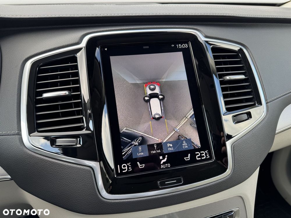 Volvo XC 90 - 22