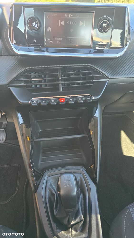 Peugeot 208 1.2 PureTech Like S&S - 8