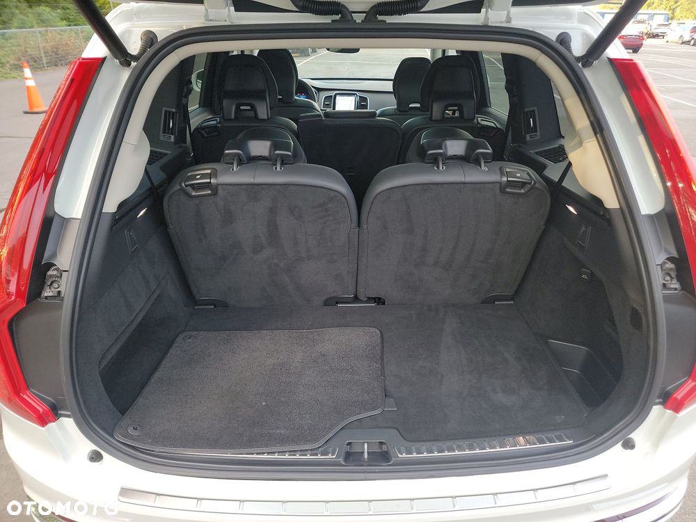Volvo XC 90 - 15