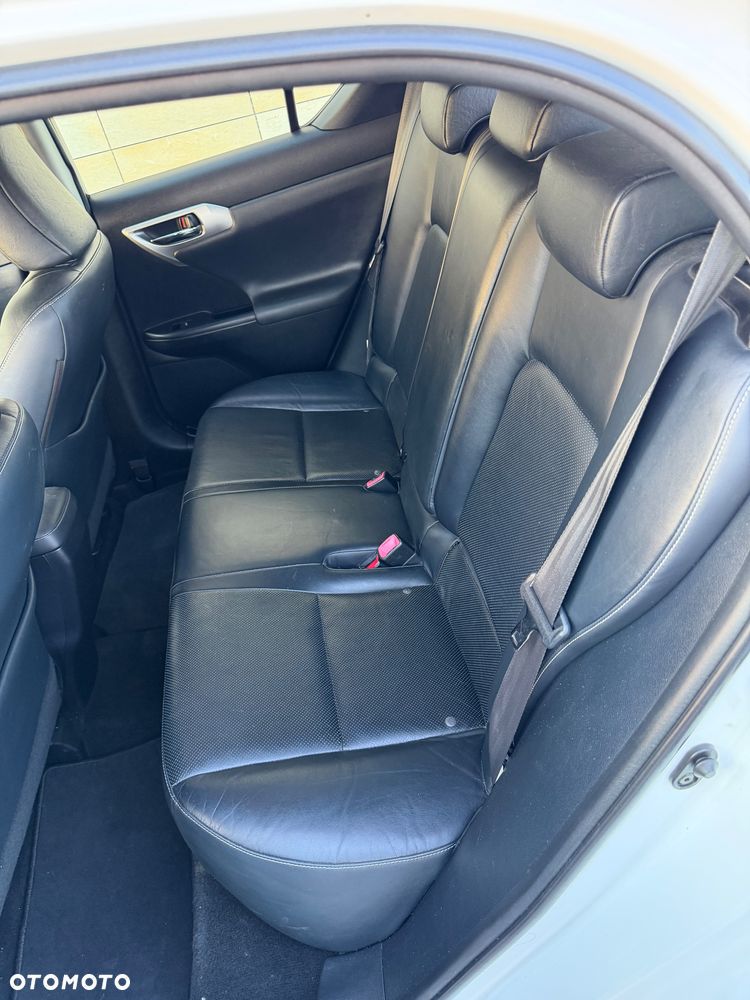 Lexus CT 200h Prestige - 16