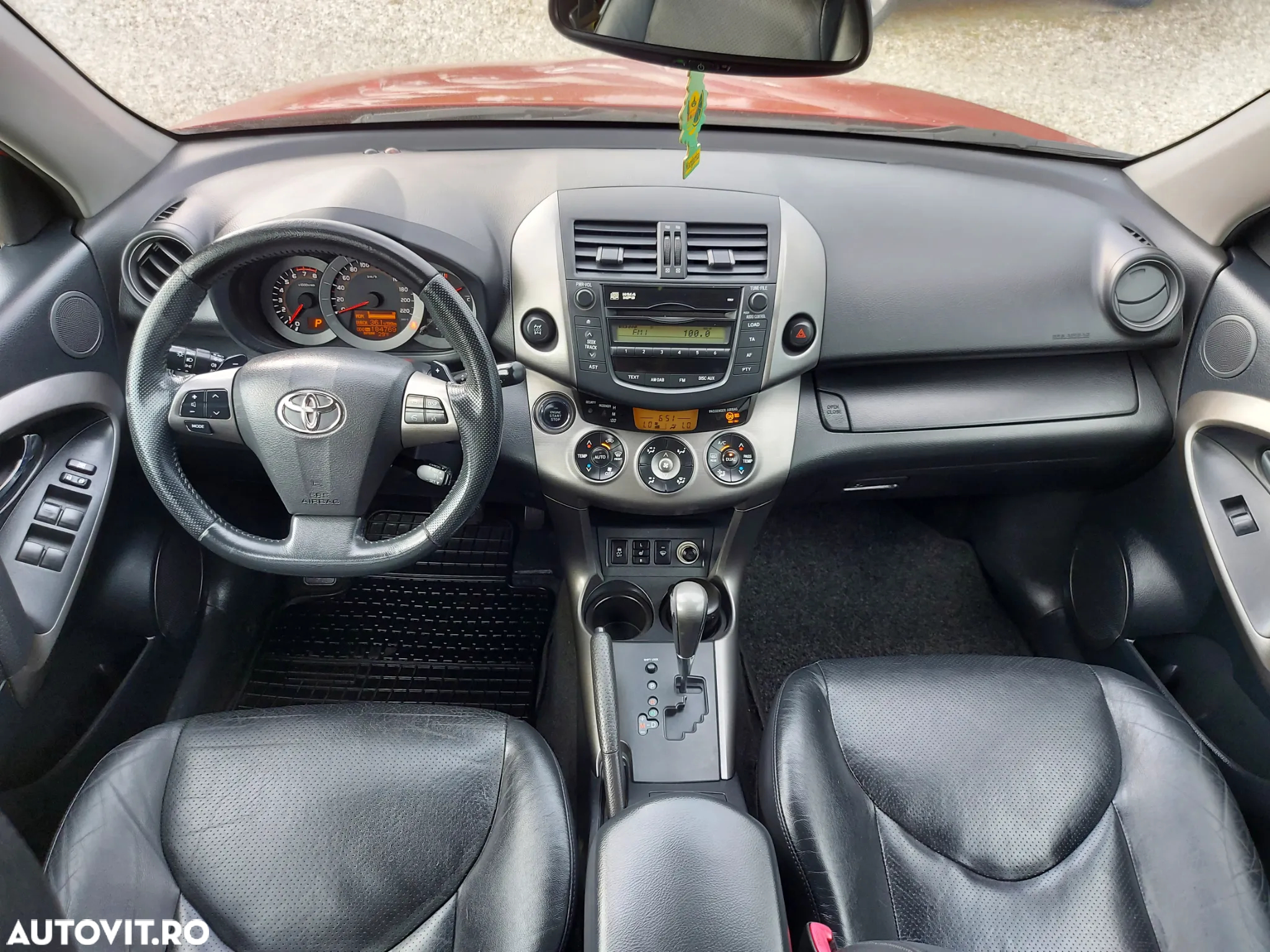 Toyota RAV4 - 7