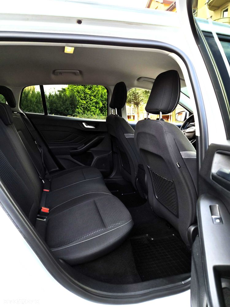 Ford Focus - 7