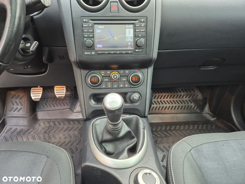 Nissan Qashqai 1.6 dCi TEKNA+ - 11
