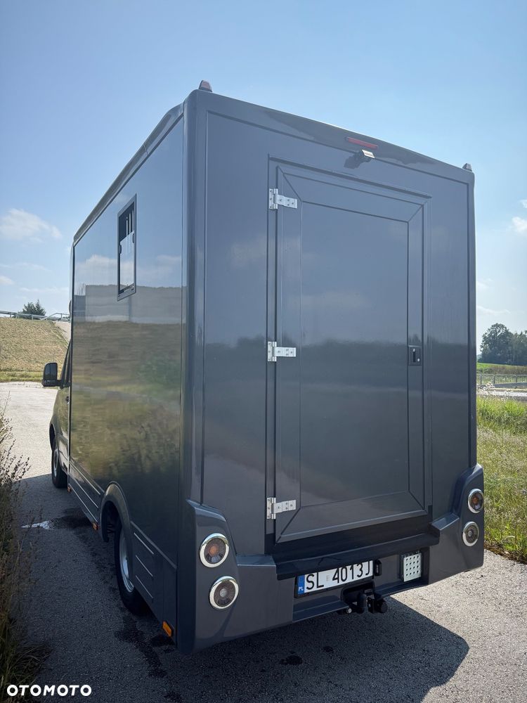 Mercedes-Benz Sprinter - 3