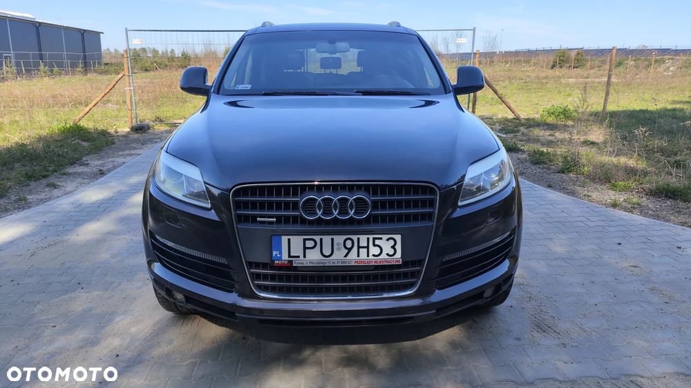 Audi Q7 - 8