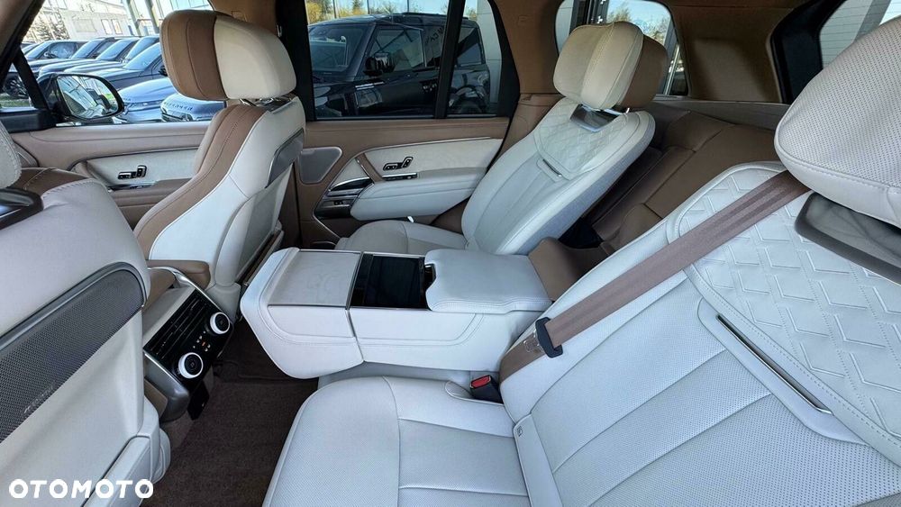 Land Rover Range Rover - 11