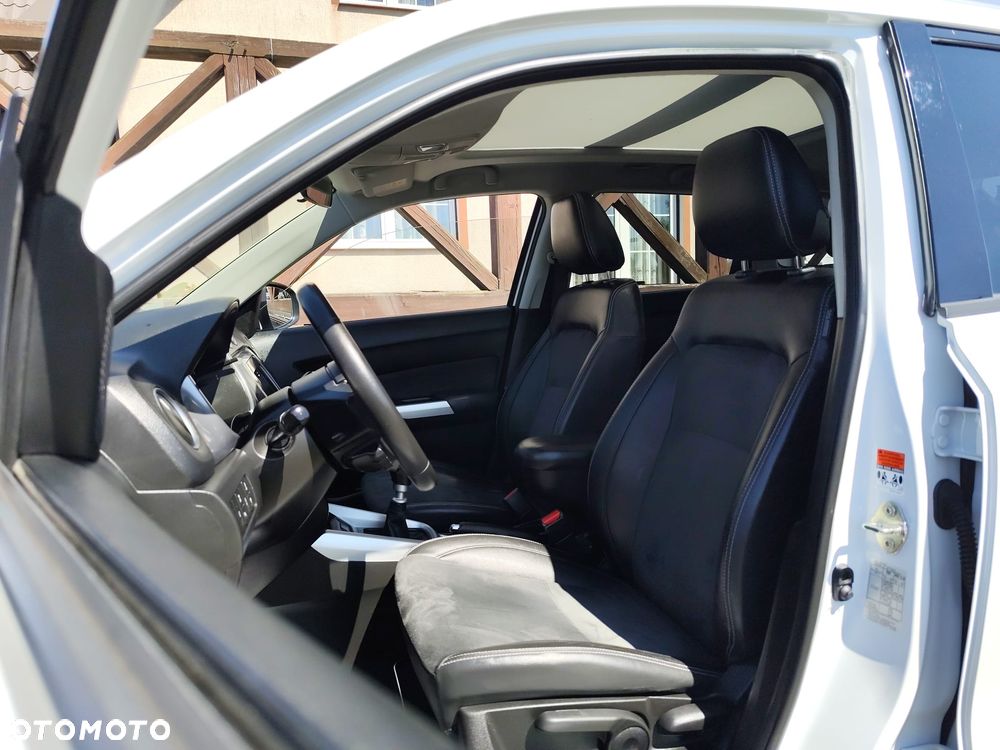 Suzuki Vitara - 11