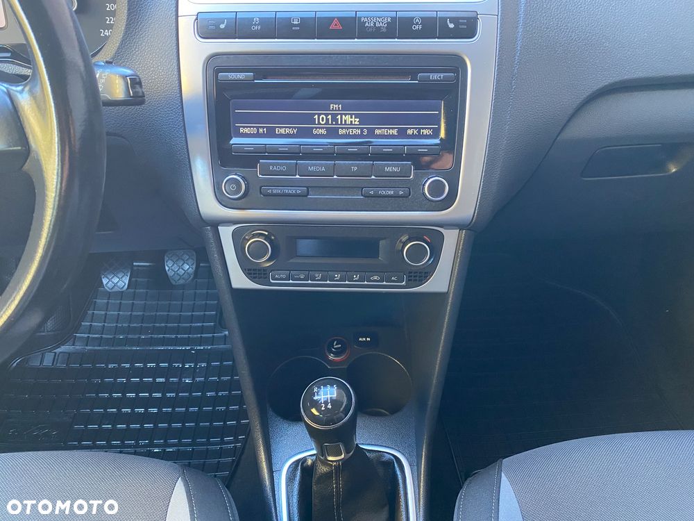 Volkswagen Polo - 27