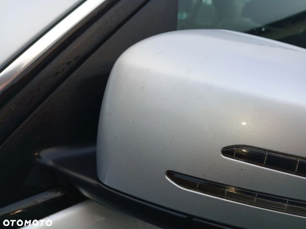 Lusterko prawe C klasa w204 C775 Mercedes, maska zderzak, pas błotnik - 21