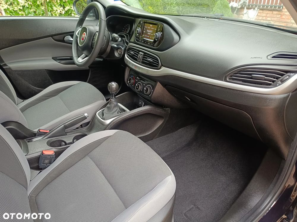 Fiat Tipo 1.6 MultiJet Easy - 12