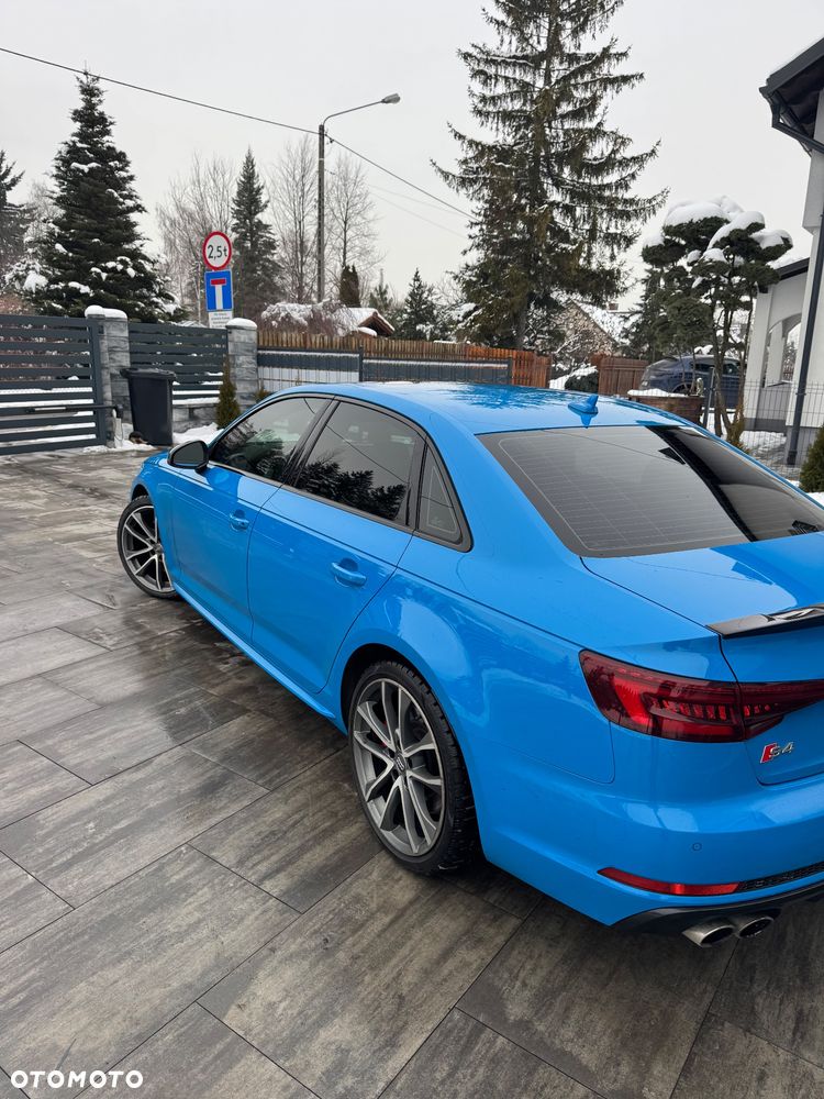 Audi S4 Limousine - 15