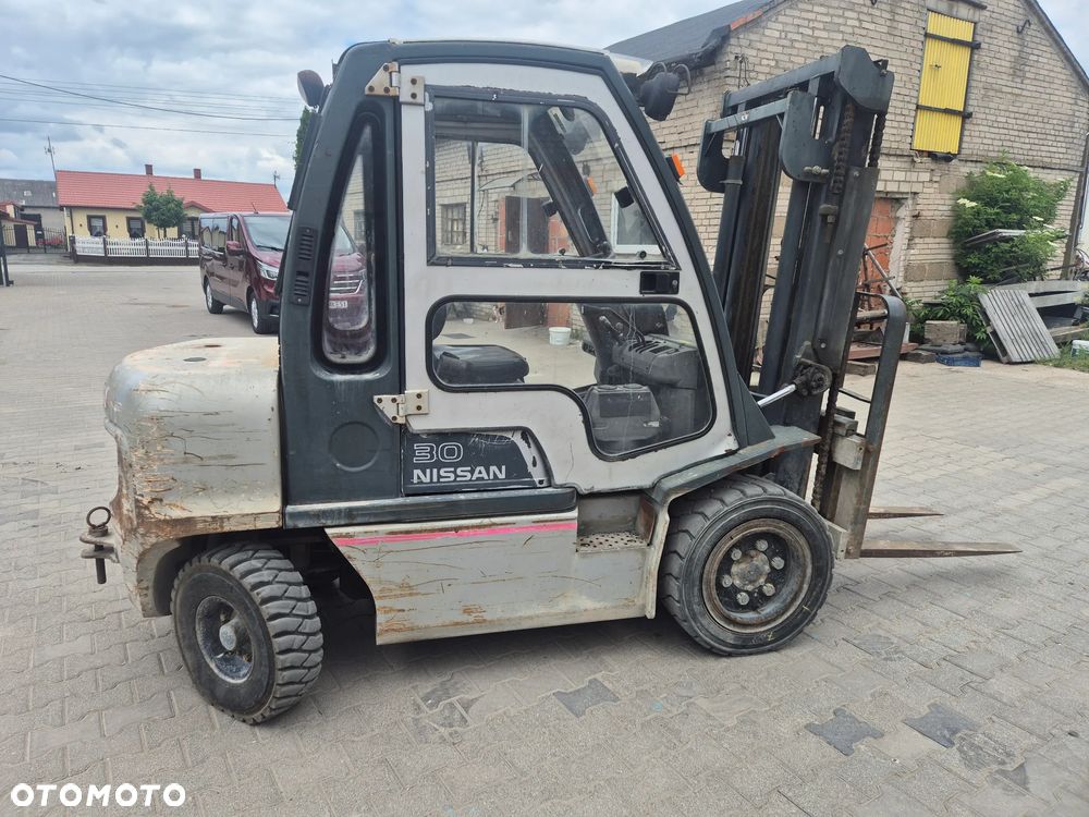 Nissan FGD02A30Q - 1