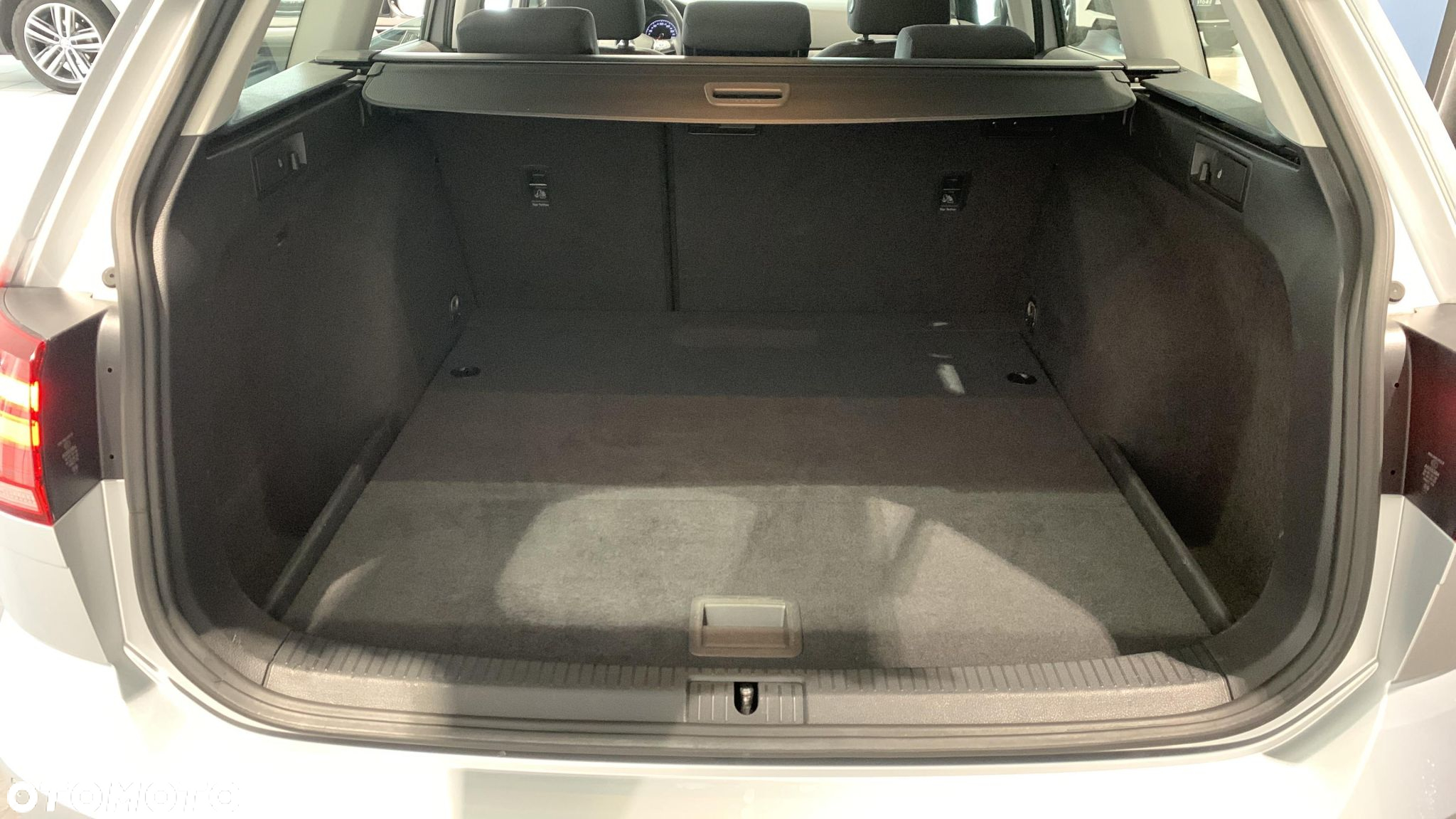 Volkswagen Golf VII 1.6 TDI BMT Trendline - 17