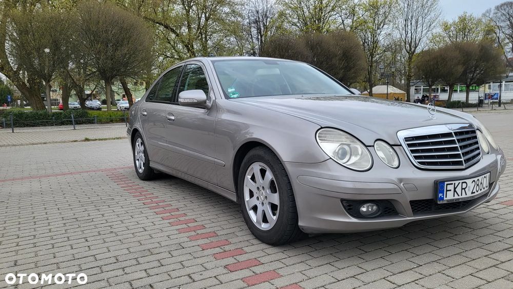 Mercedes-Benz Klasa E - 2