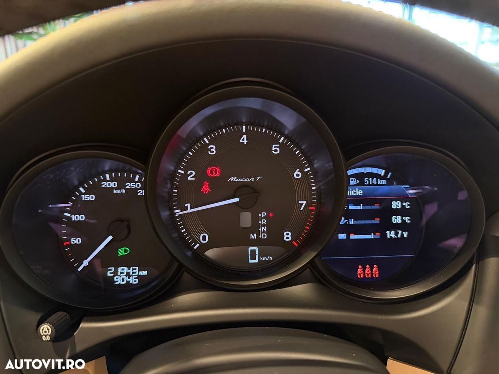 Porsche Macan T - 34