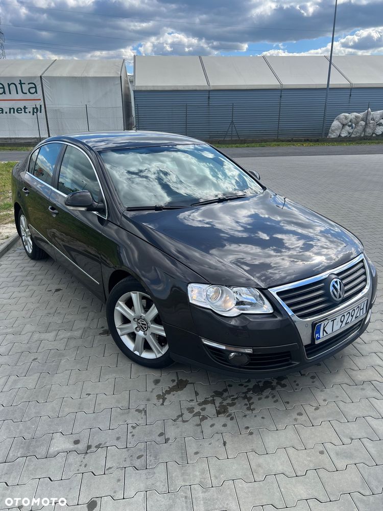 Volkswagen Passat 2.0 TDI DPF Comfortline DSG - 1