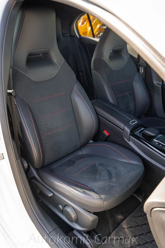Mercedes-Benz Klasa A 250 4-Matic 7G-DCT - 21