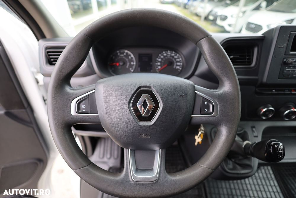 Renault Master - 15