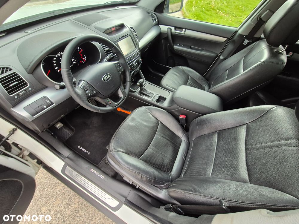 Kia Sorento - 24