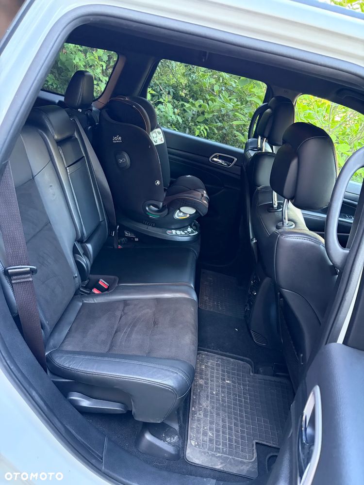 Jeep Grand Cherokee - 8