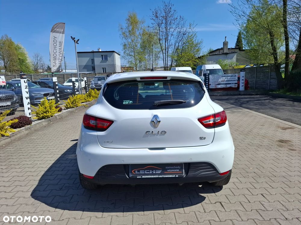 Renault Clio - 12