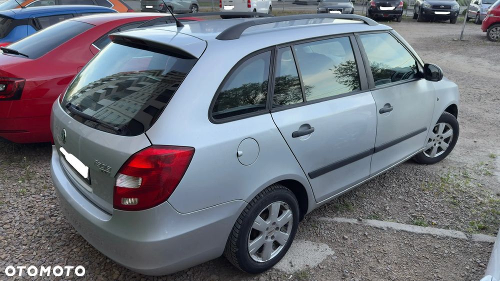 Skoda Fabia - 6