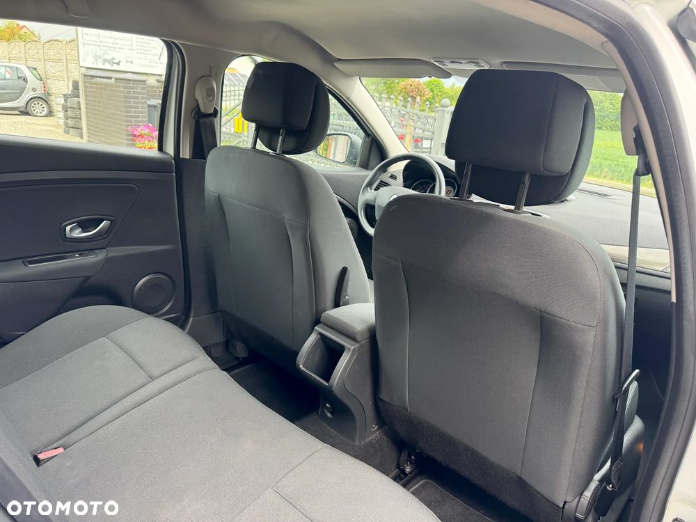 Renault Megane 1.6 16V 110 Expression - 31