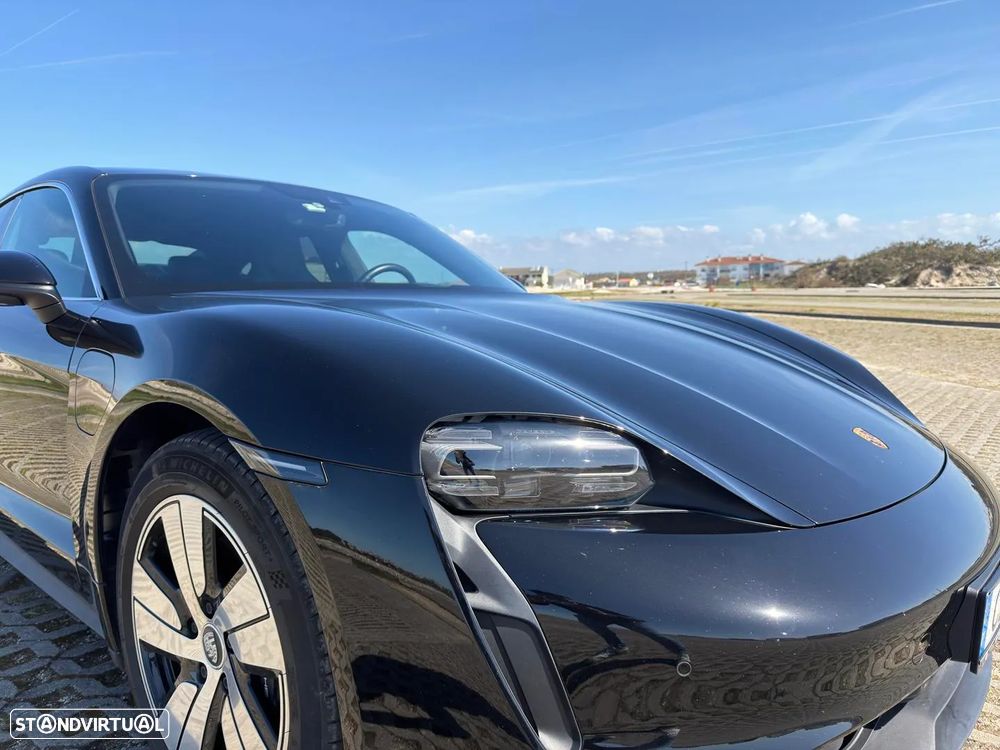 Porsche Taycan 4 - 44