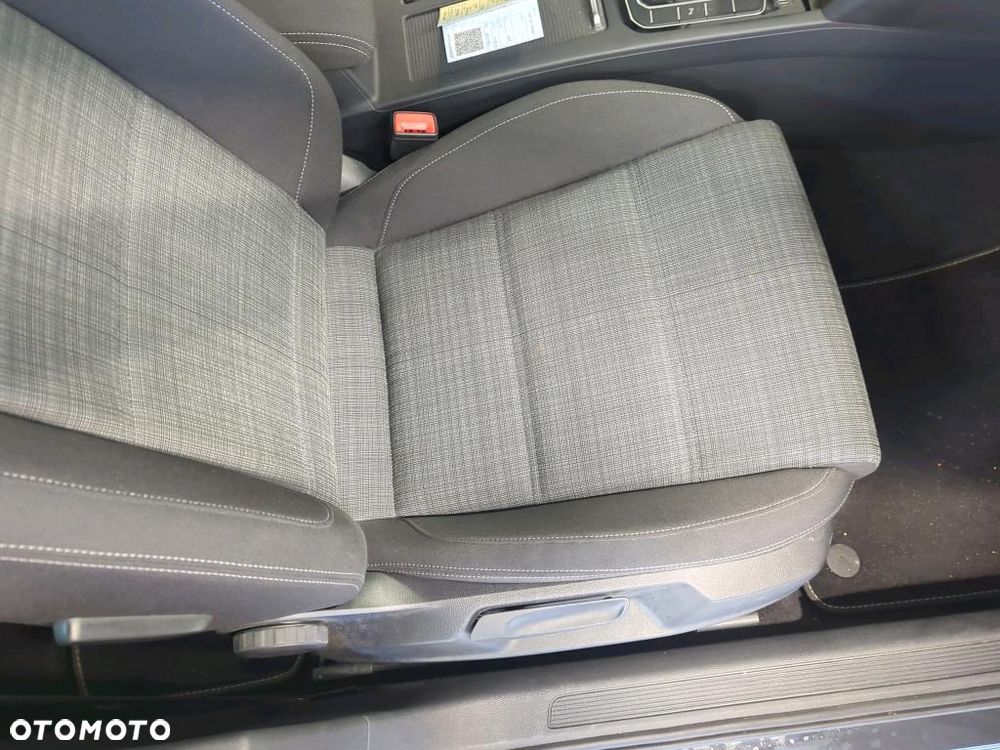 Volkswagen Passat Variant 1.5 TSI EVO Business DSG - 15