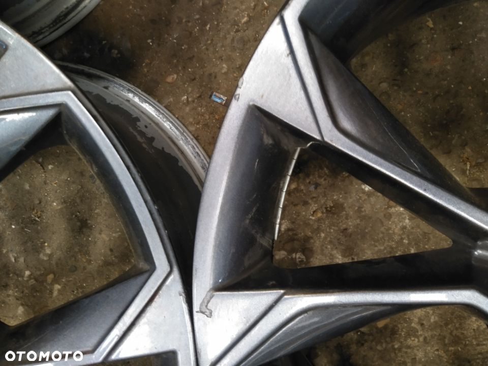 Felgi SKODA OCTAVIA 3 III RS 7.5" x 19" 5x112 ET 51 - 9