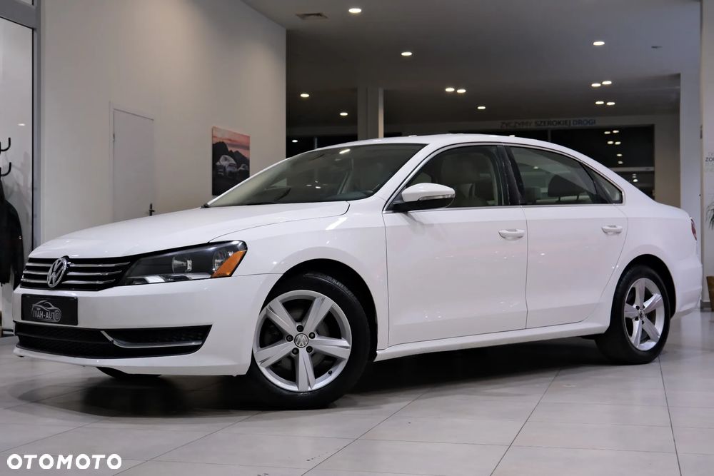 Volkswagen Passat - 19