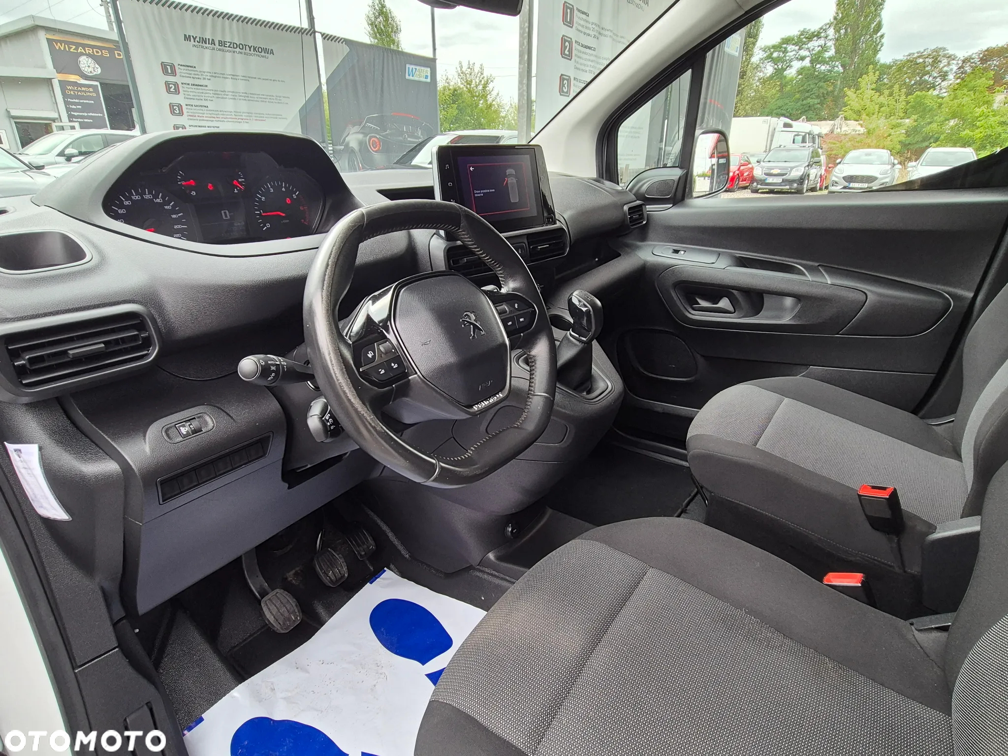 Peugeot PARTNER - 25