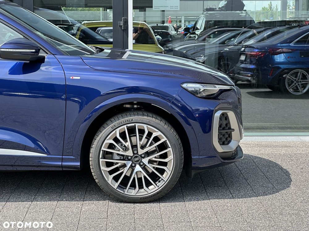 Audi Q5 Sportback - 5