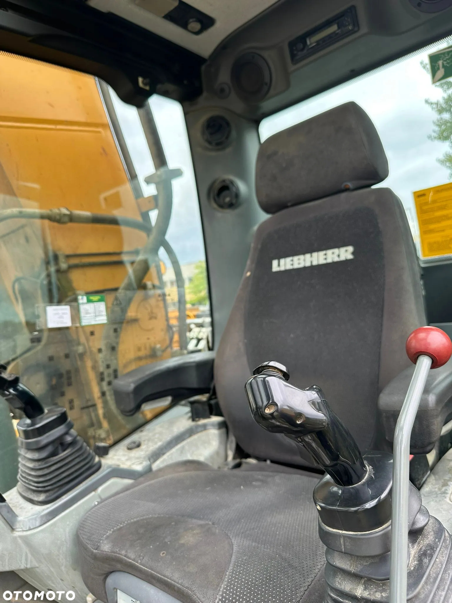 Liebherr 914 - 12