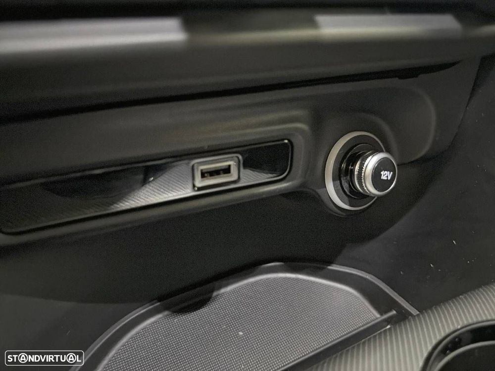 Alfa Romeo Giulia 2.0 T Veloce Q4 AT8 - 26