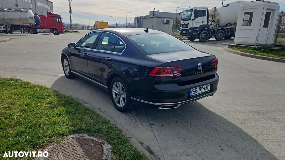 Volkswagen Passat 2.0 TDI DSG Highline - 3