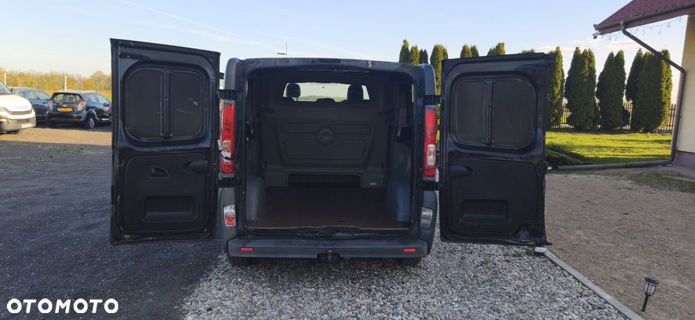 Opel Vivaro L2H1 2.9t - 11