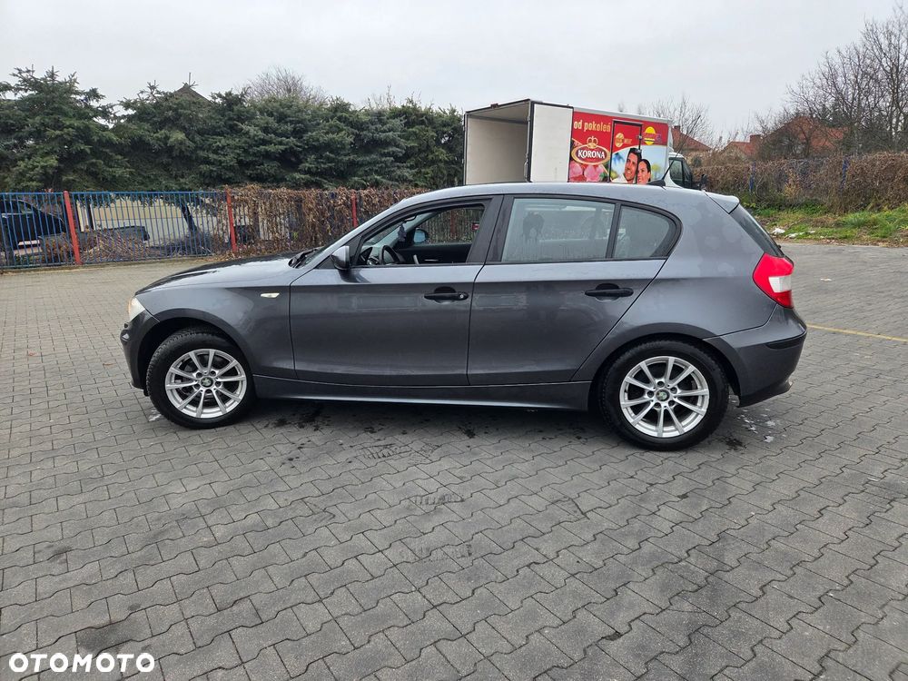 BMW Seria 1 118i - 5