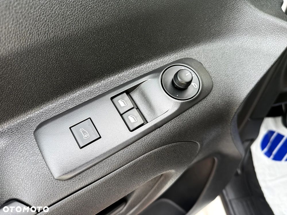 Peugeot Partner - 25