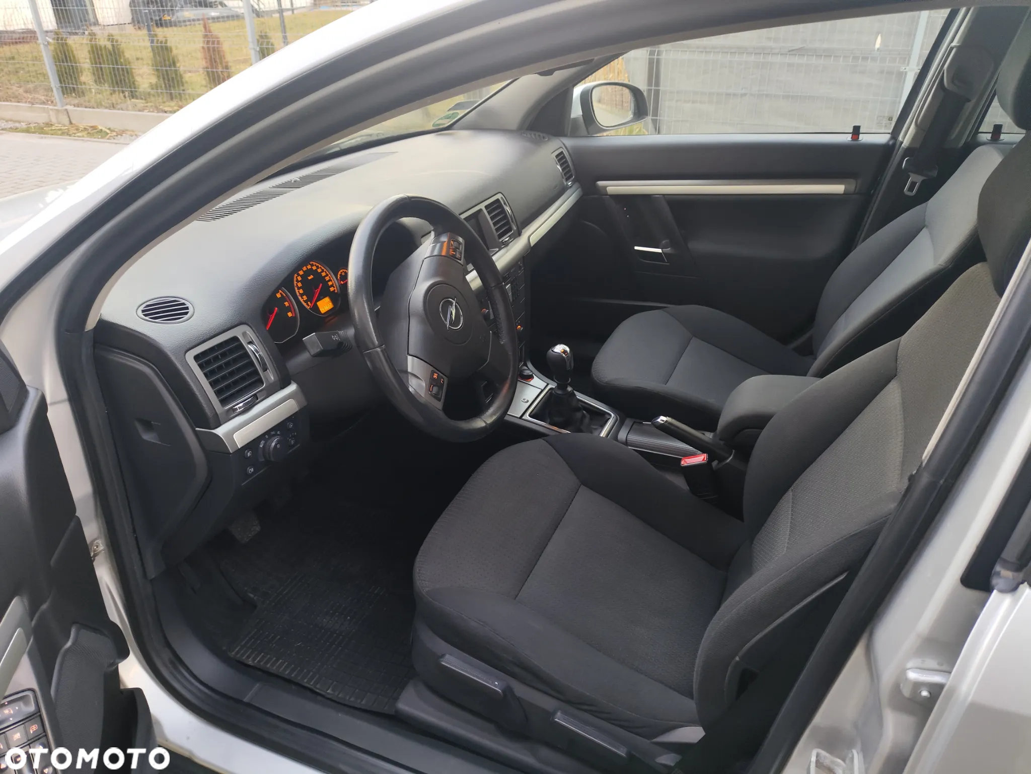 Opel Vectra 1.8 - 25