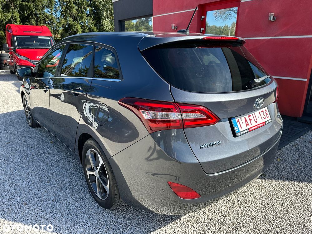 Hyundai i30 Kombi 1.6 CRDI Passion - 4