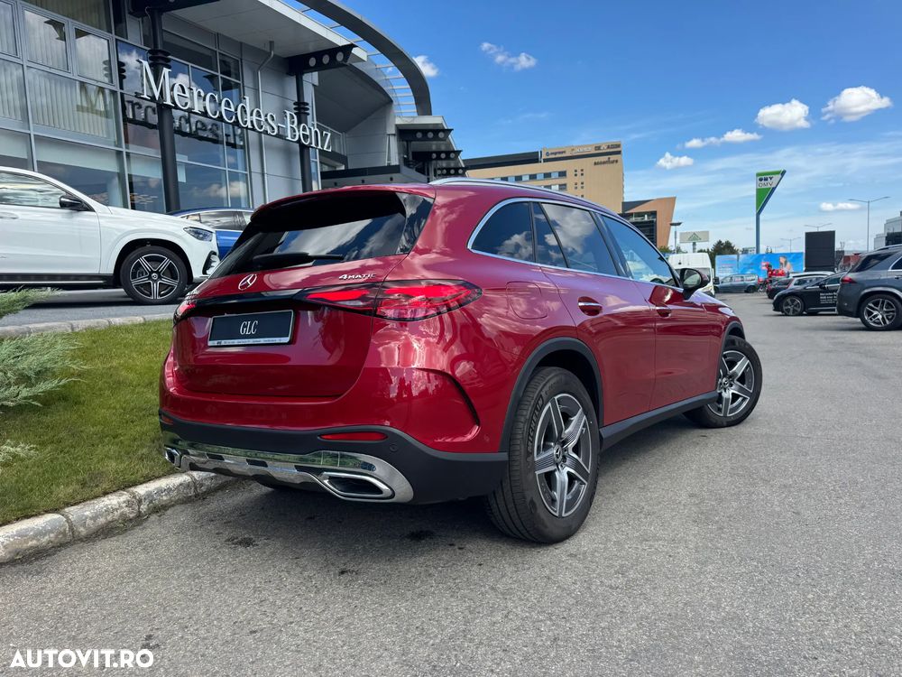 Mercedes-Benz GLC 220 d 4Matic 9G-TRONIC AMG Line Advanced - 3