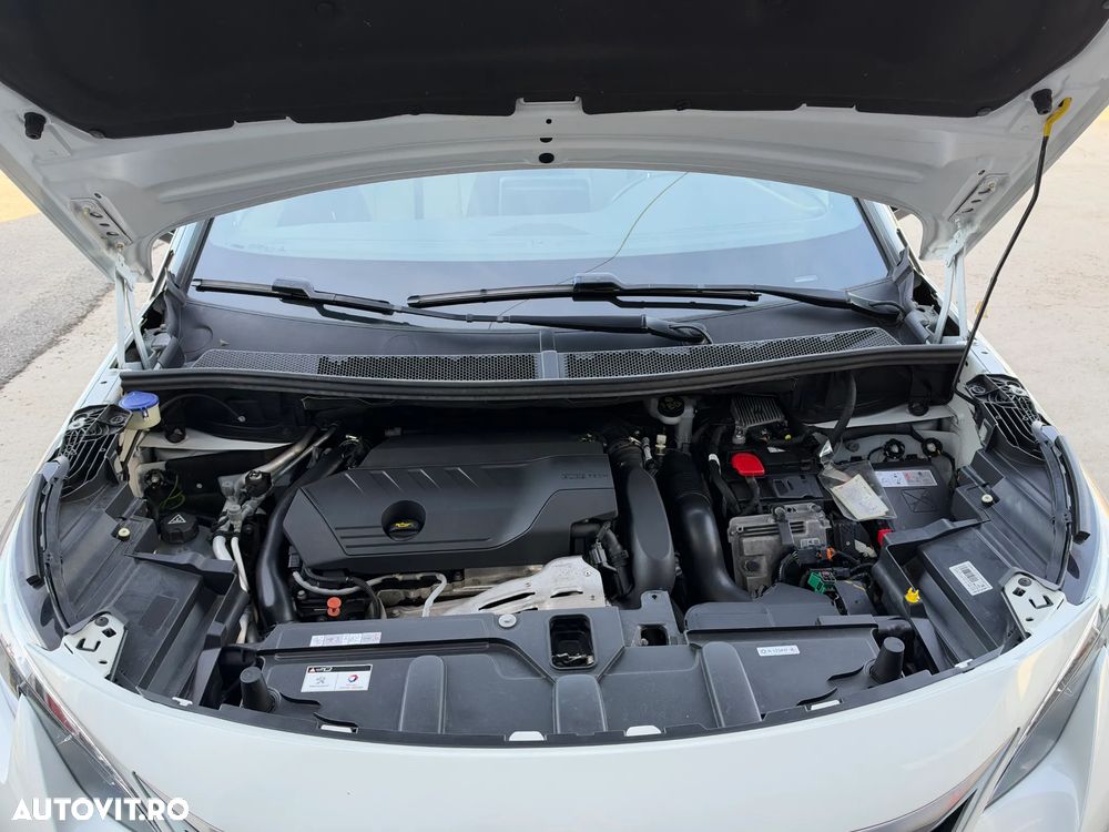 Peugeot 3008 225 e-EAT8 GT - 34