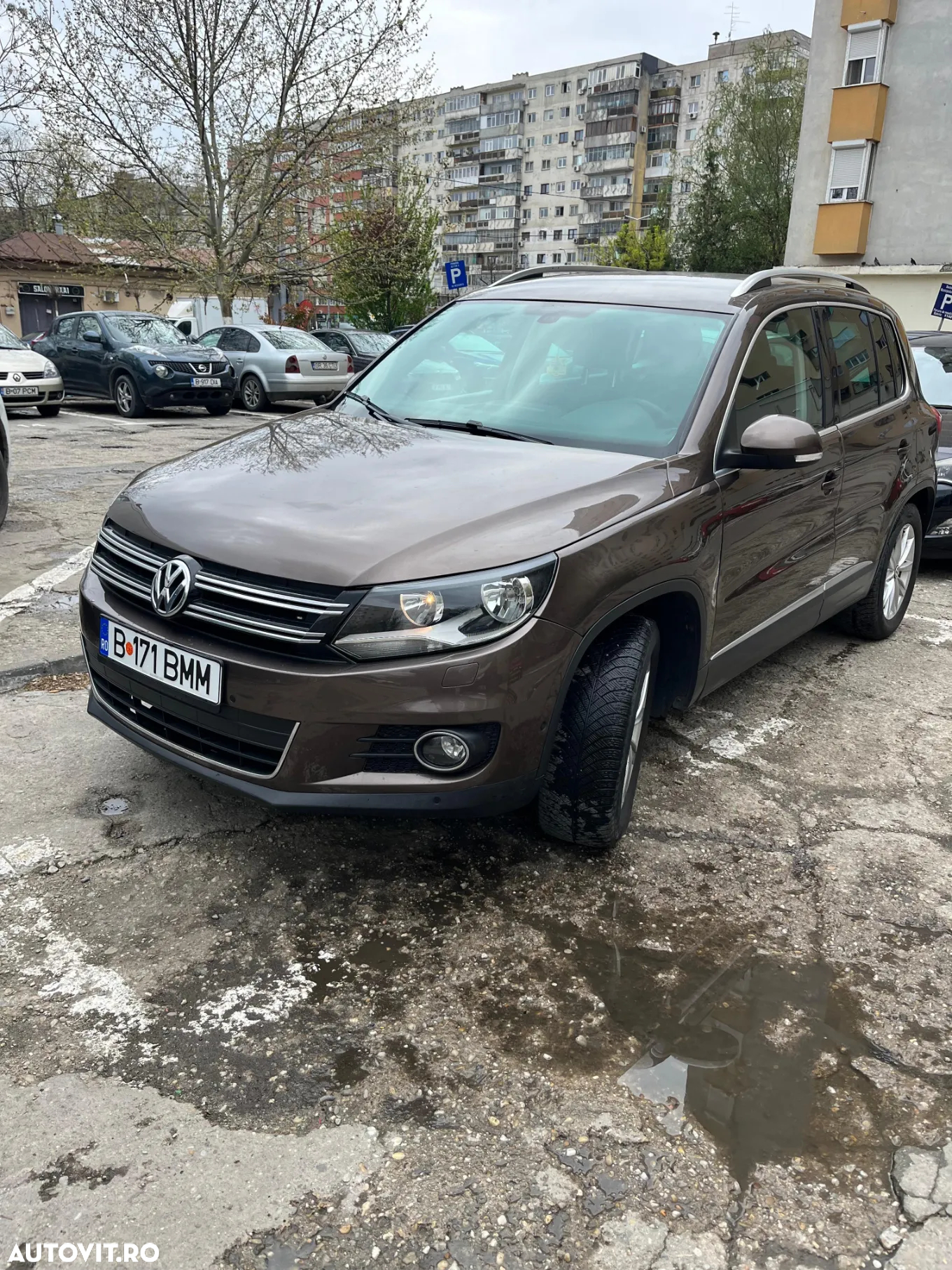Volkswagen Tiguan 2.0 TDI 4Motion DSG Sport & Style - 4