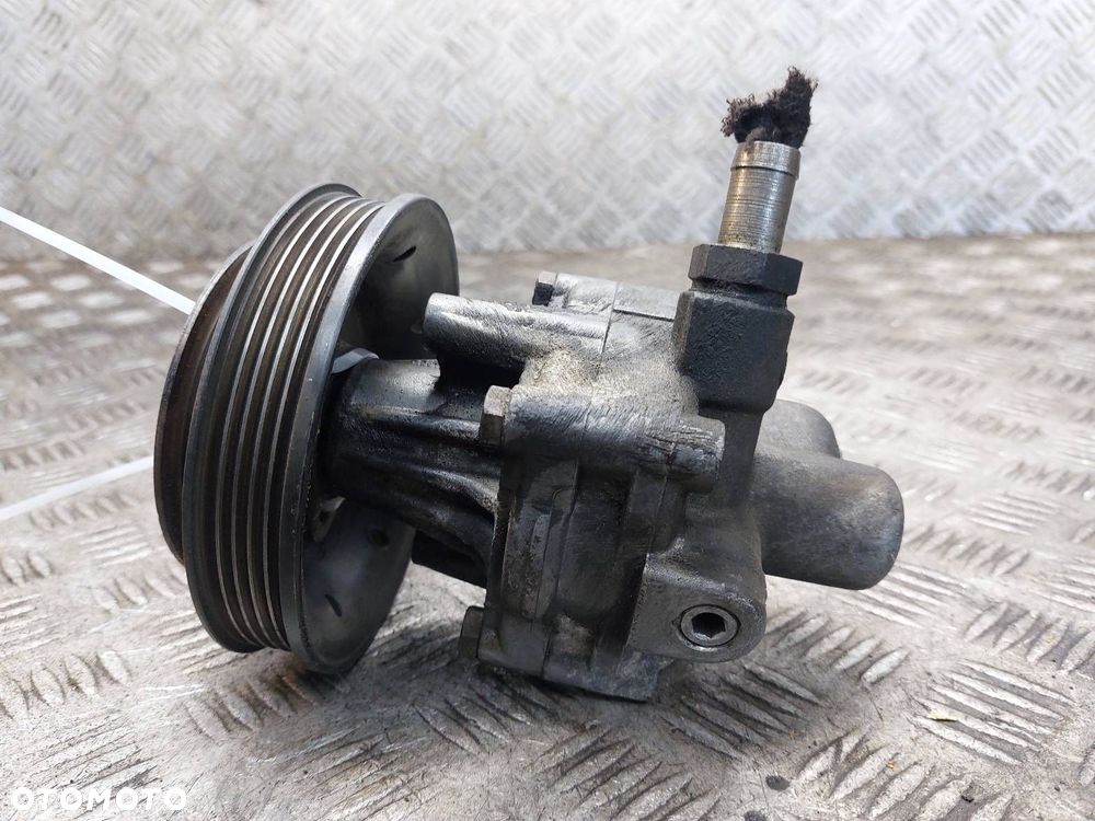 POMPA WSPOMAGANIA AUDI A4 B5 1.6 8V 8D0145155L ID: 238356 - 3