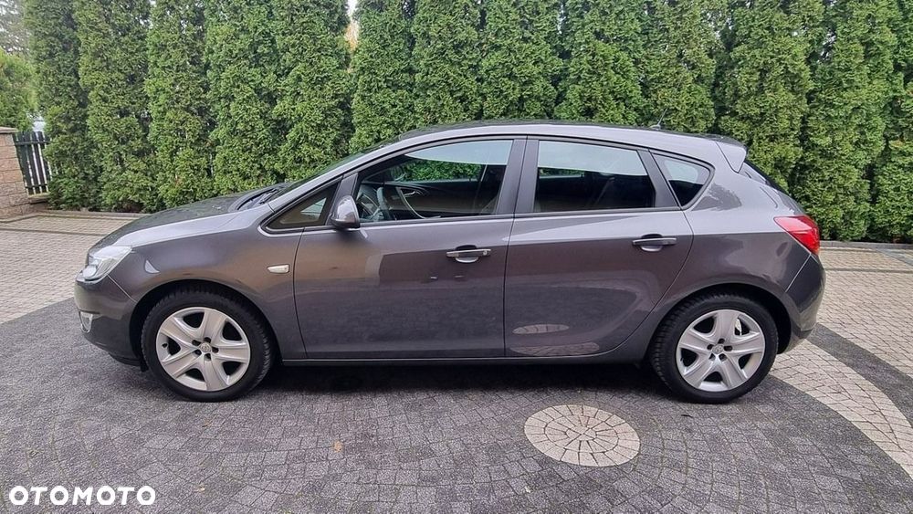 Opel Astra - 6