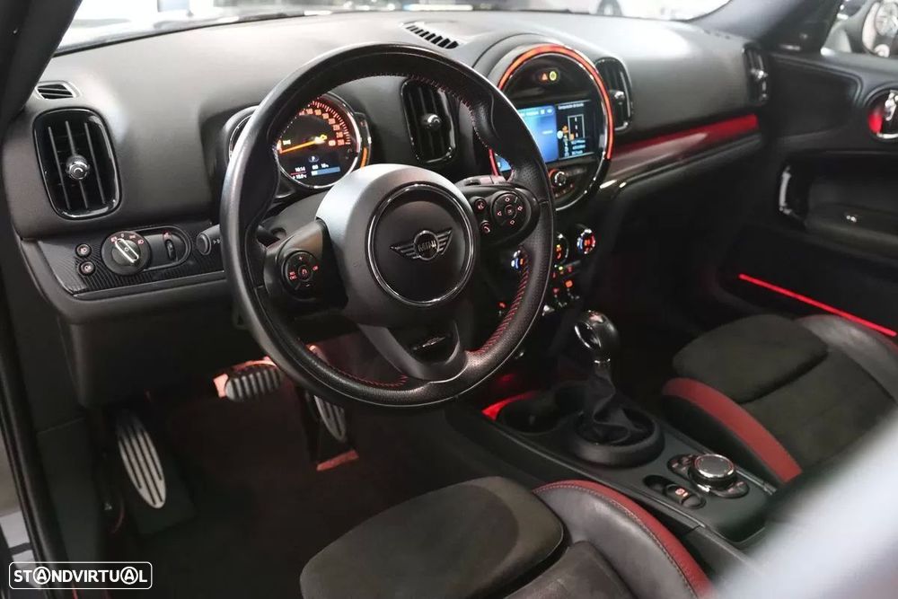 MINI Countryman Cooper SE ALL4 Auto - 17
